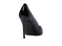 GUESS Speaks -StepInStyle Store 51Fx1Y5nu3L