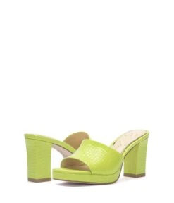 Jessica Simpson Elyzza